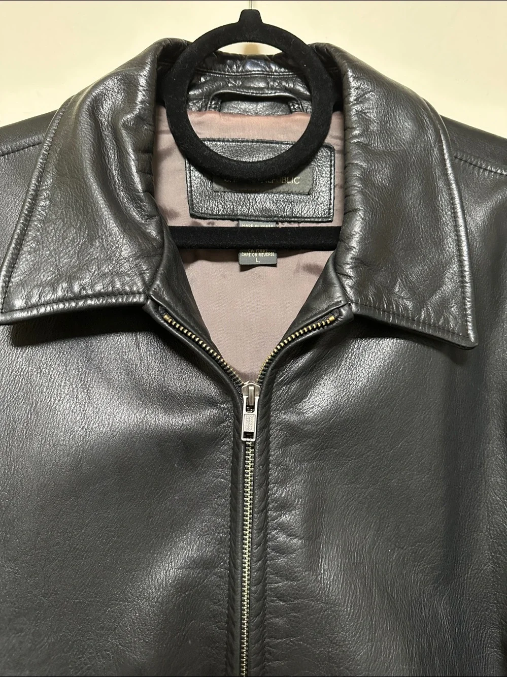 Banana Republic Men’s Two Way Zip Vintage Black Leather Jacket